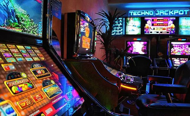 پاکستان میں BetPlay کا آن لائن کیسینو سیکشن کھولیں۔